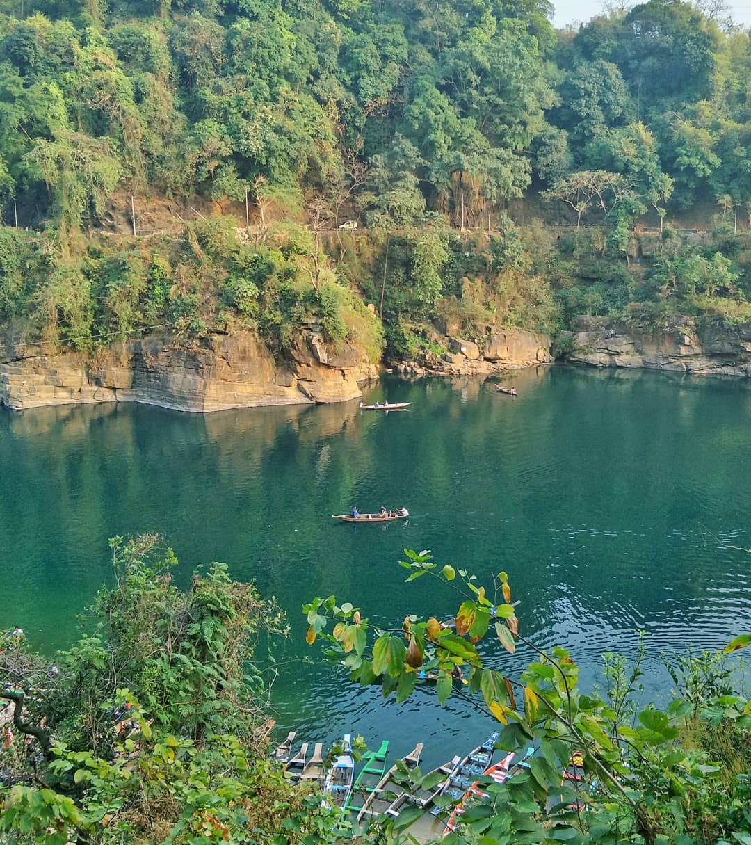 Umngot River , A crystal Clear River is Located In Meghalaya. Rishi Upsc